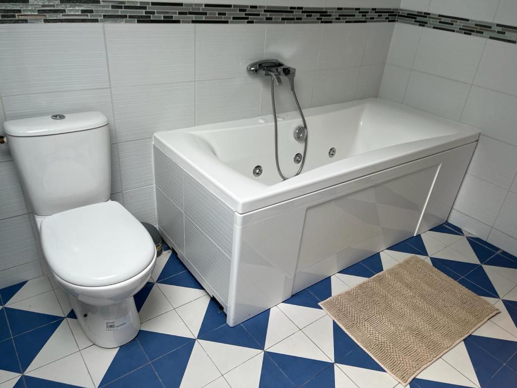 Suits & Luxury Appart Paris Montreuil Montreuil  Eksteriør billede